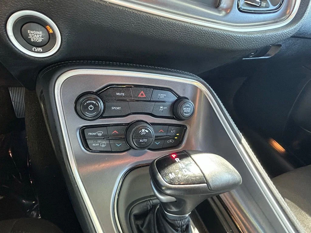 Used 2020 Gray Dodge SXT image 19