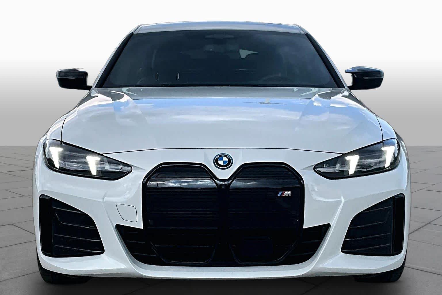 Used 2025 Alpine White BMW M50 image 3