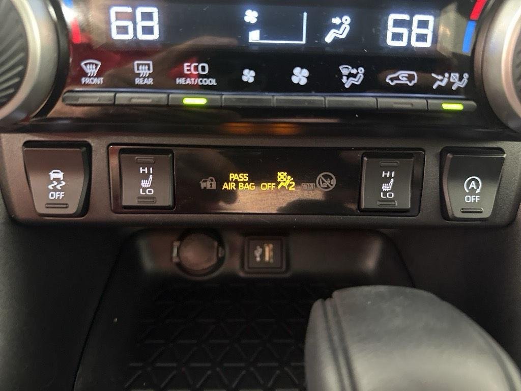 Used 2023 Ice Cap Toyota XLE image 21
