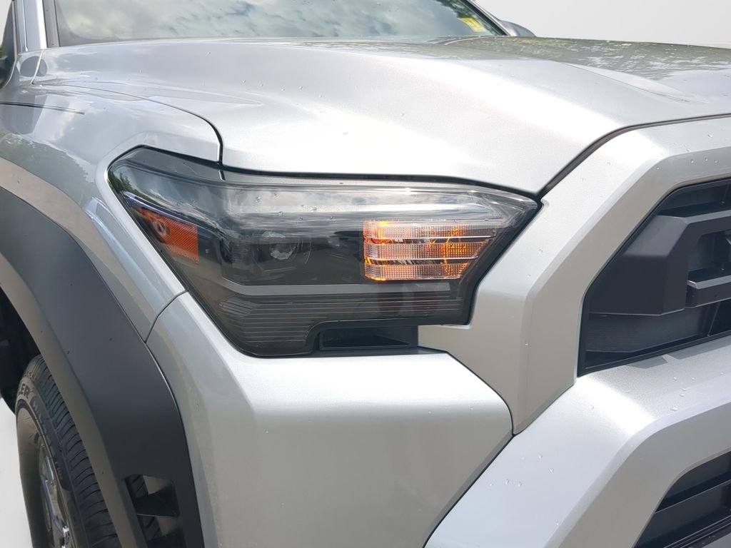 Certified Used 2026  Toyota SR5 image 48