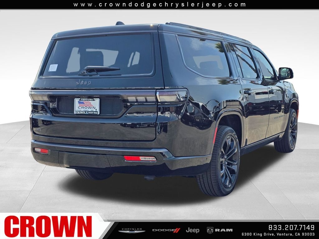 New 2026 High Gloss Black Exterior Paint Jeep Summit Reserve image 5