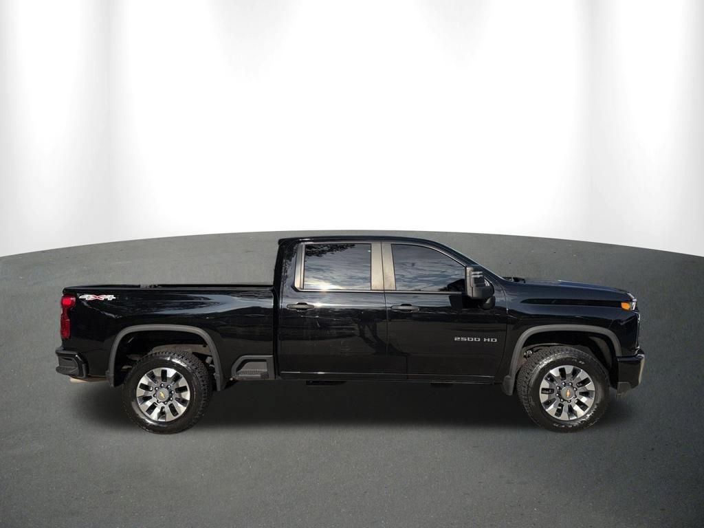 Used 2023 Black Chevrolet Custom image 83