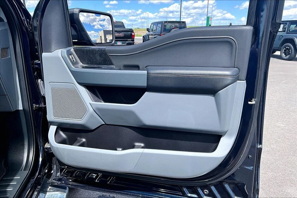 2023 Ford F-150 XLT - Photo 24