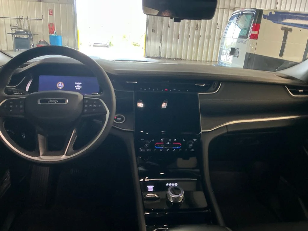 Certified Used 2023 Brown Jeep Limited image 18