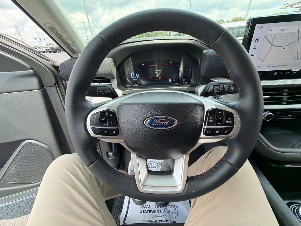 Used 2025 Gray Ford Active image 22