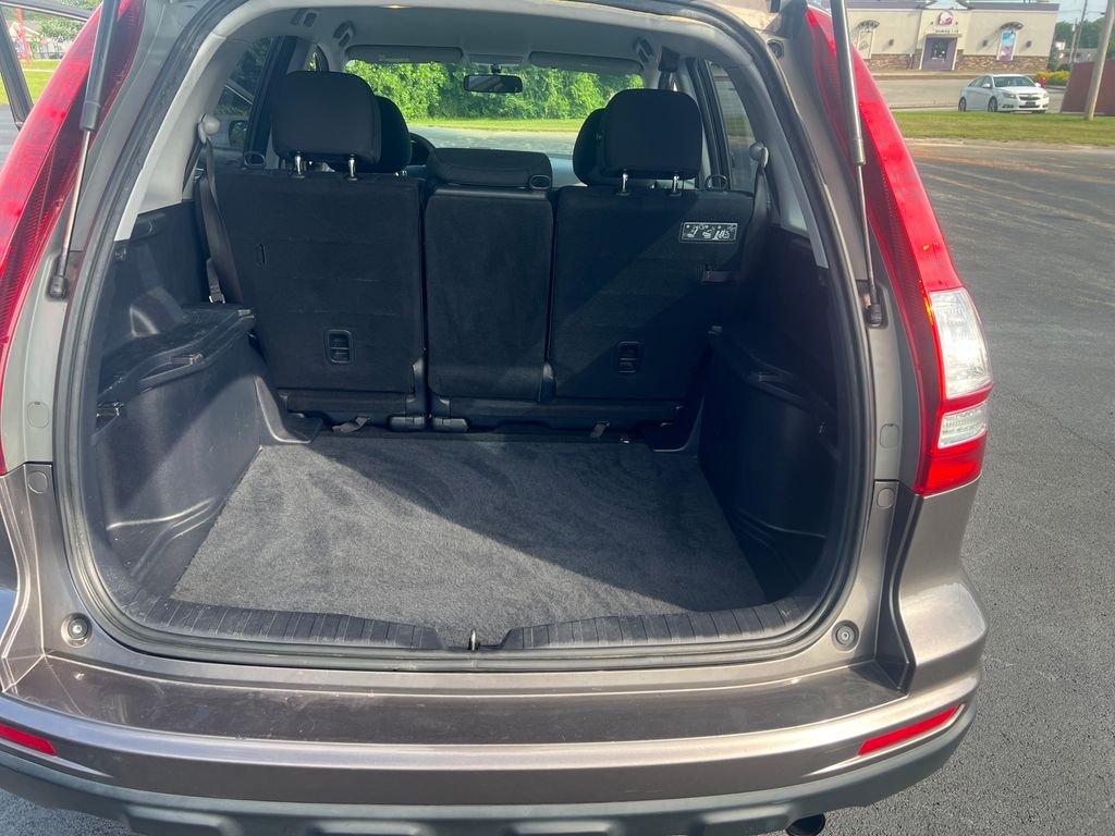 Used 2010 Gray Honda LX image 21