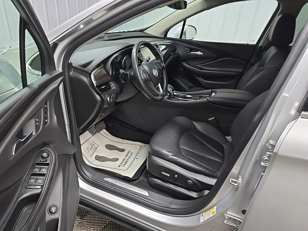 Used 2019 Silver Buick Essence image 31
