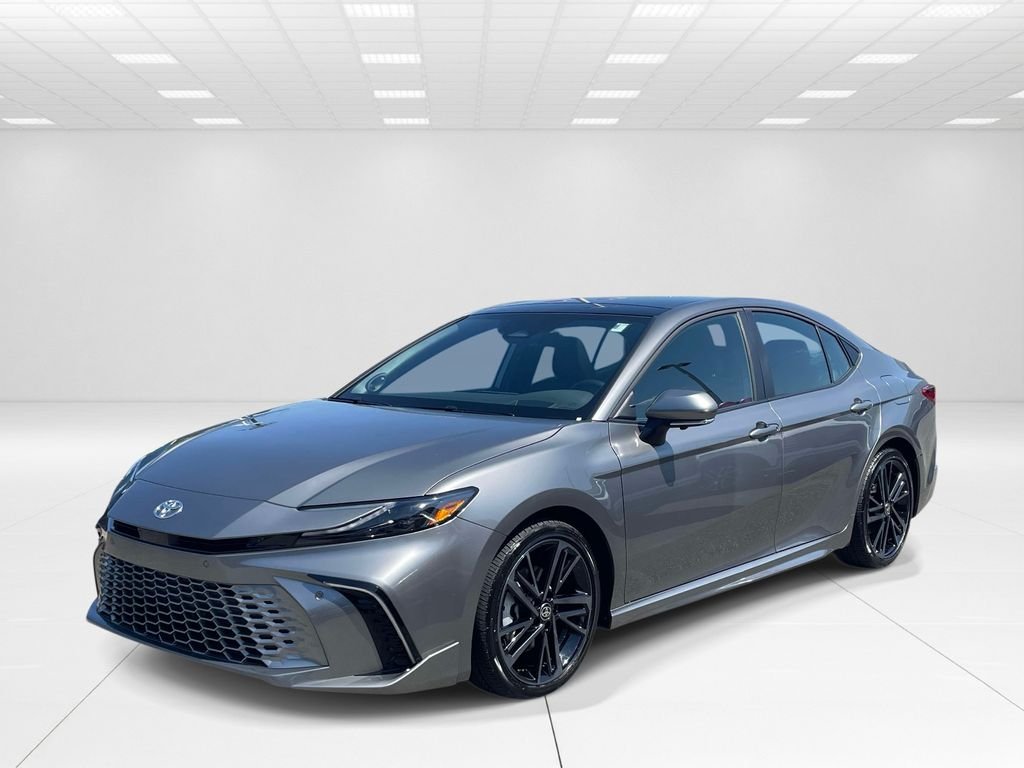 Used 2026  Toyota XSE image 3