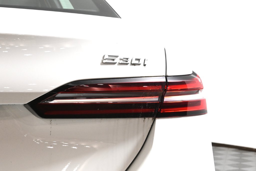 2026 BMW 5 Series 530i - Photo 13