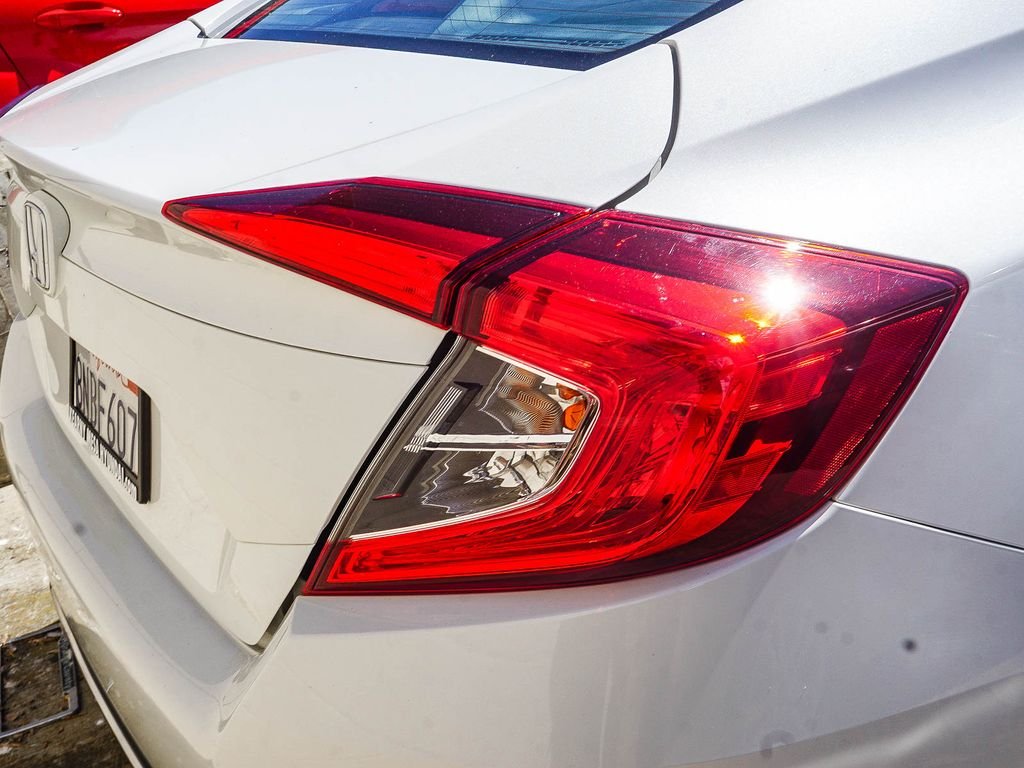 Used 2019 Platinum White Pearl Honda LX image 7