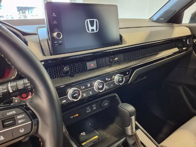 2025 Honda CR-V Sport Touring - Photo 10