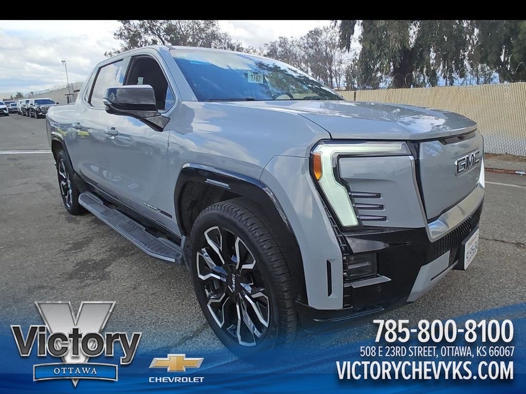 2024 GMC Sierra Denali Edition 1 Crew Cab Short Box e4WD's photo