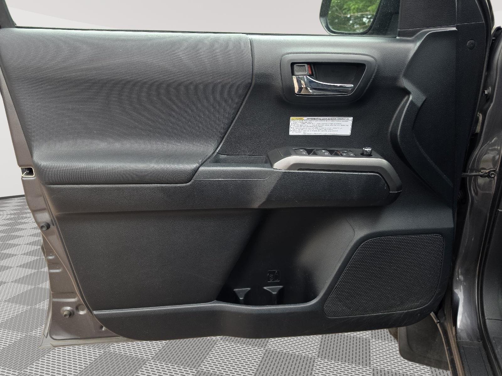 Used 2016 Magnetic Gray Metallic Toyota TRD Off Road image 6