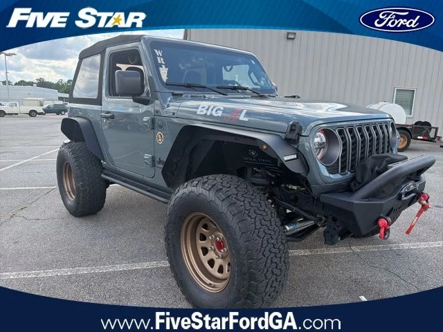 2025 Jeep Wrangler Sport's photo