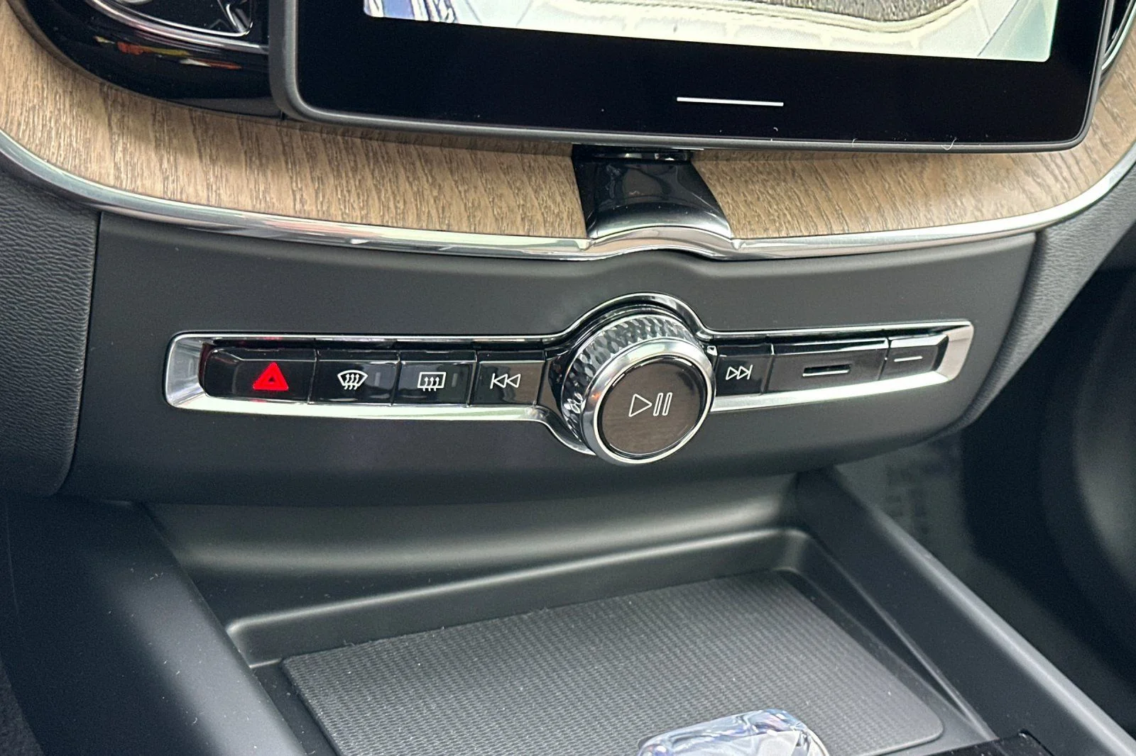 New 2026 Gray Volvo Plus image 20