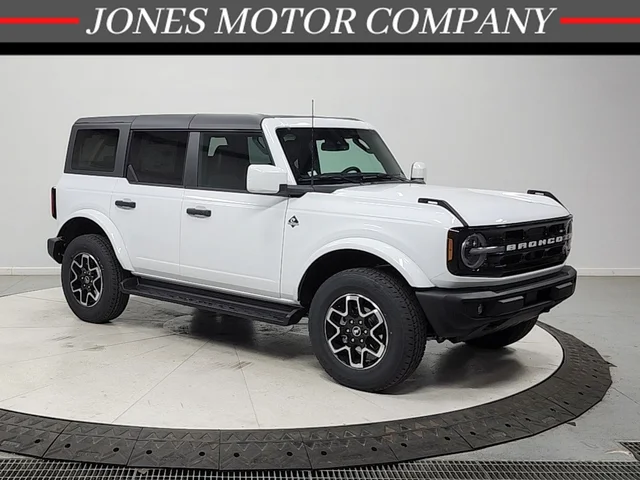 2026 Ford Bronco Outer Banks®