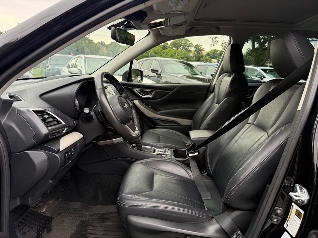 Used 2023 Crystal Black Silica Subaru Limited image 21