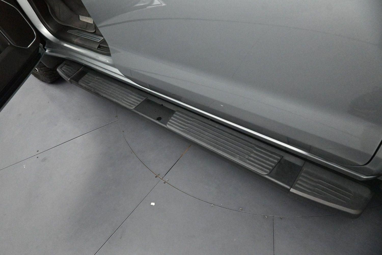 Used 2025 Sterling Gray Metallic Chevrolet LT image 9