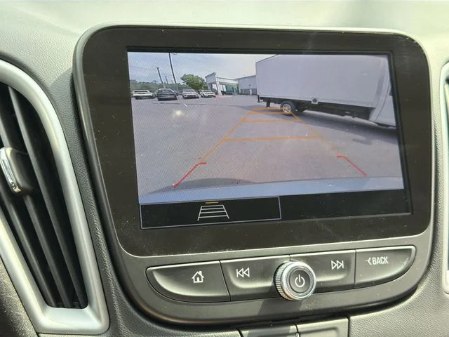 Used 2025 Gray Chevrolet LT image 25