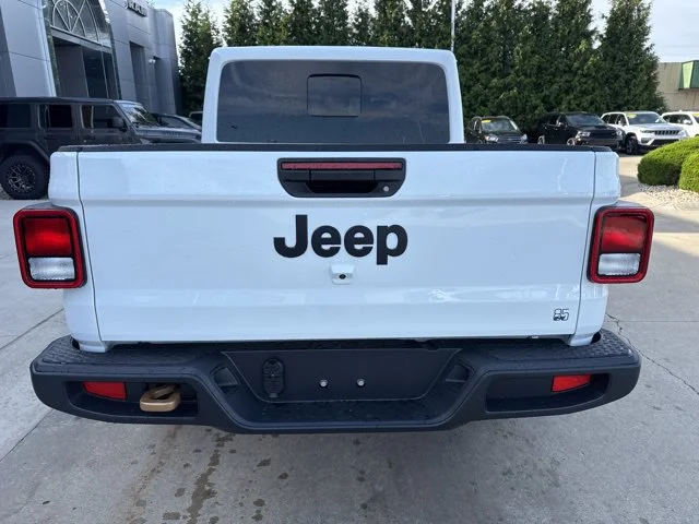 New 2026 White Jeep 85th Anniversary Edition image 4
