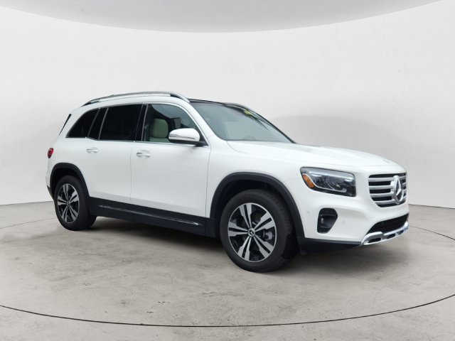 Used 2025 White Mercedes-Benz GLB 250 image 7