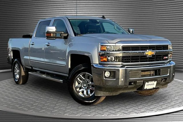 Used 2017 Silver Chevrolet LTZ image 3
