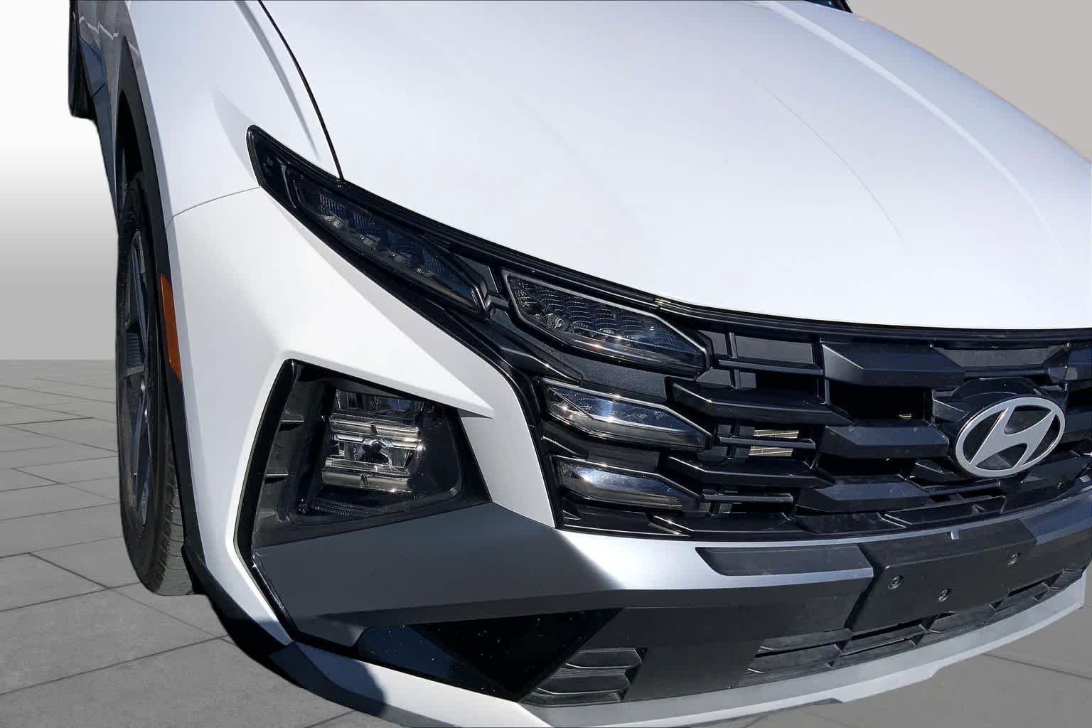 Used 2025 Serenity White Pearl Hyundai SEL image 26