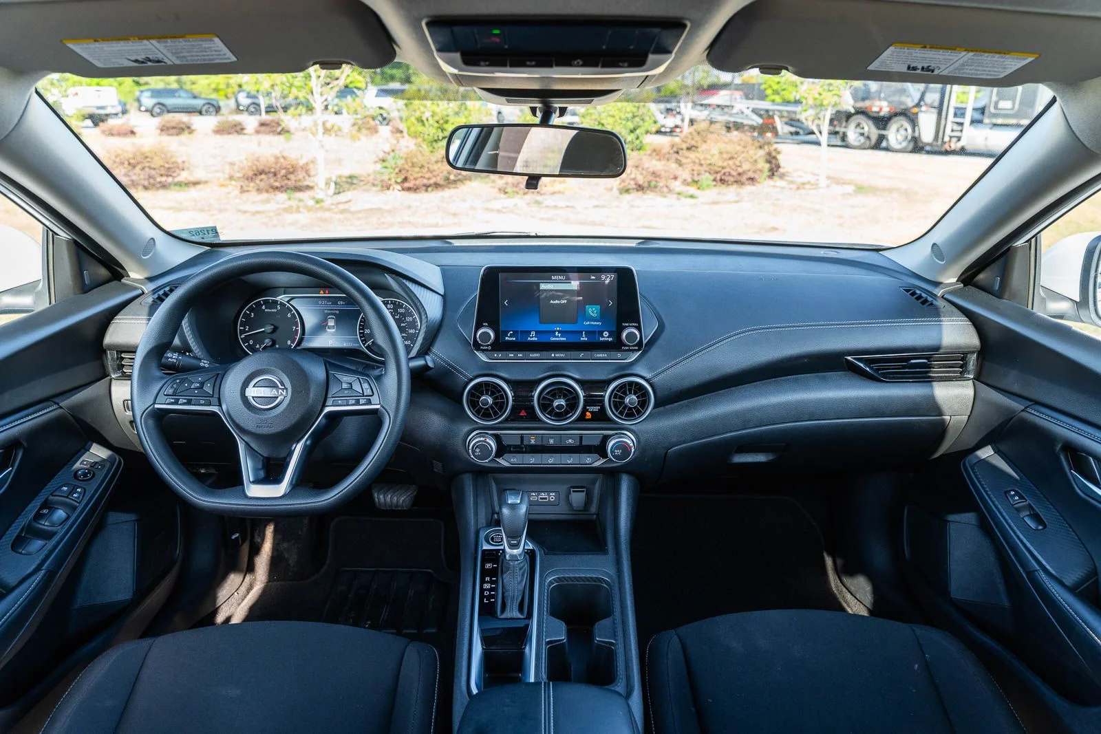 Used 2025 White Nissan SV image 21