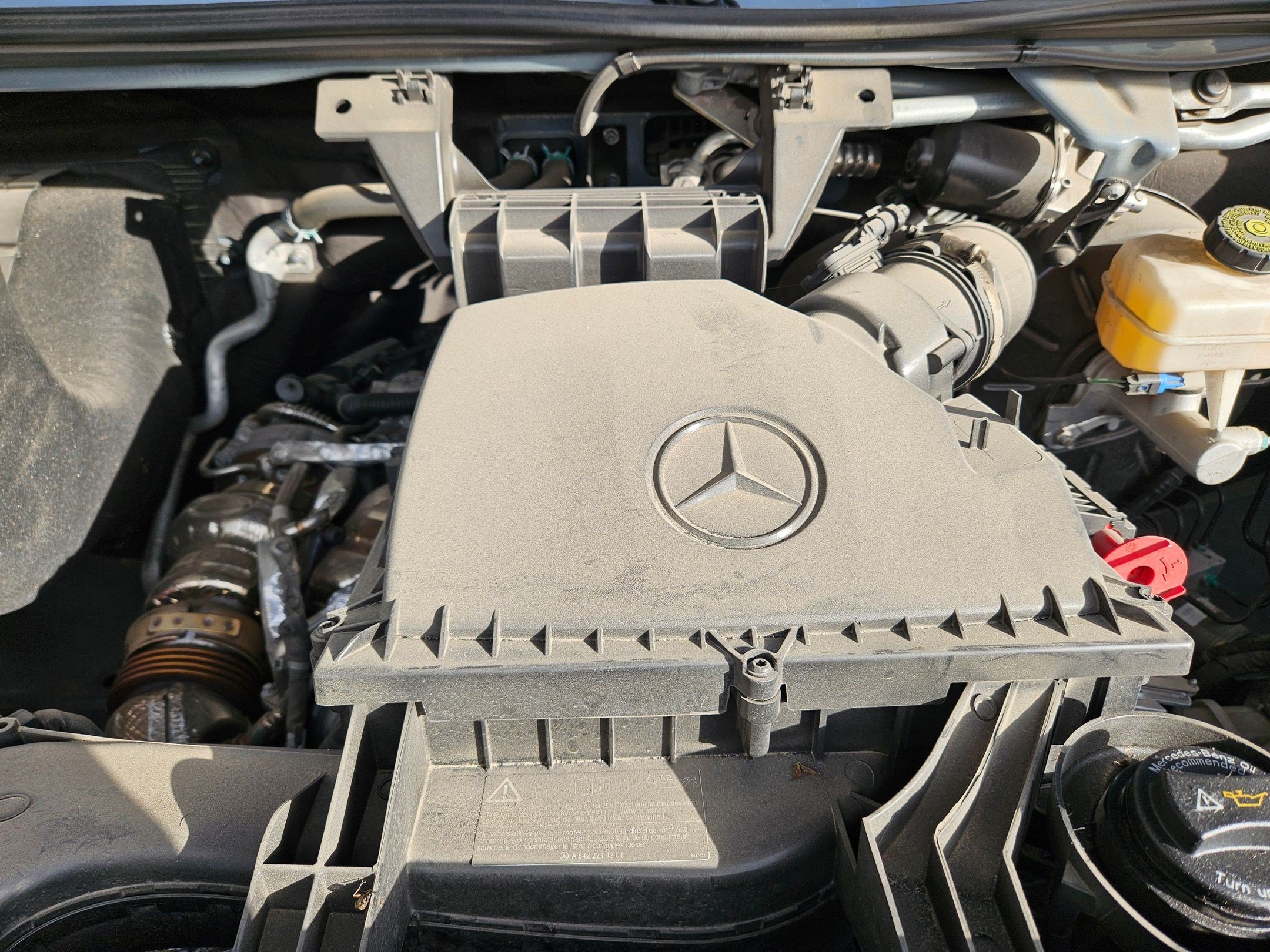 Used 2024 Gray Mercedes-Benz Cargo 144 WB image 33