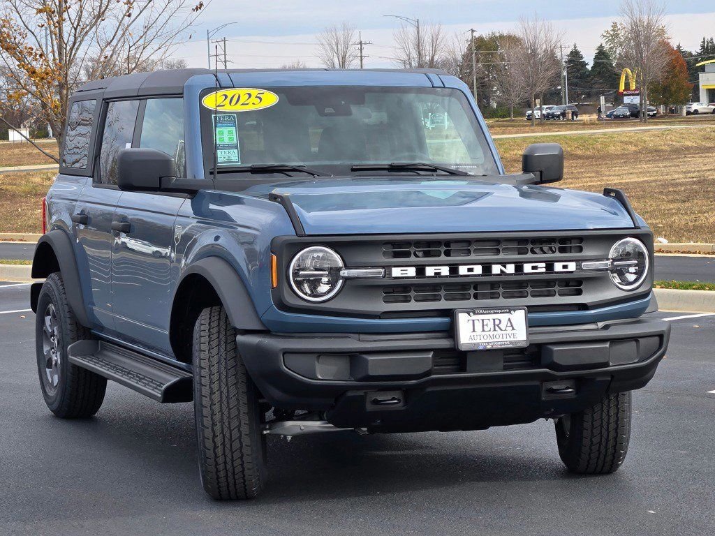New 2025 Azure Gray Metallic Tri-Coat Ford Bronco Big Bend® 4 Door