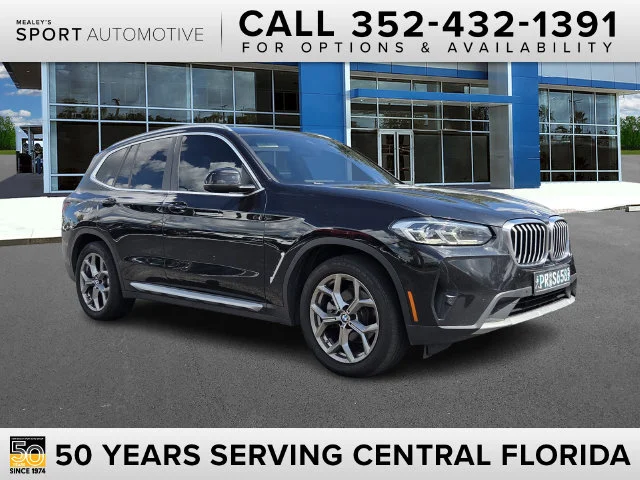 Used 2022 Black BMW xDrive30i image 1