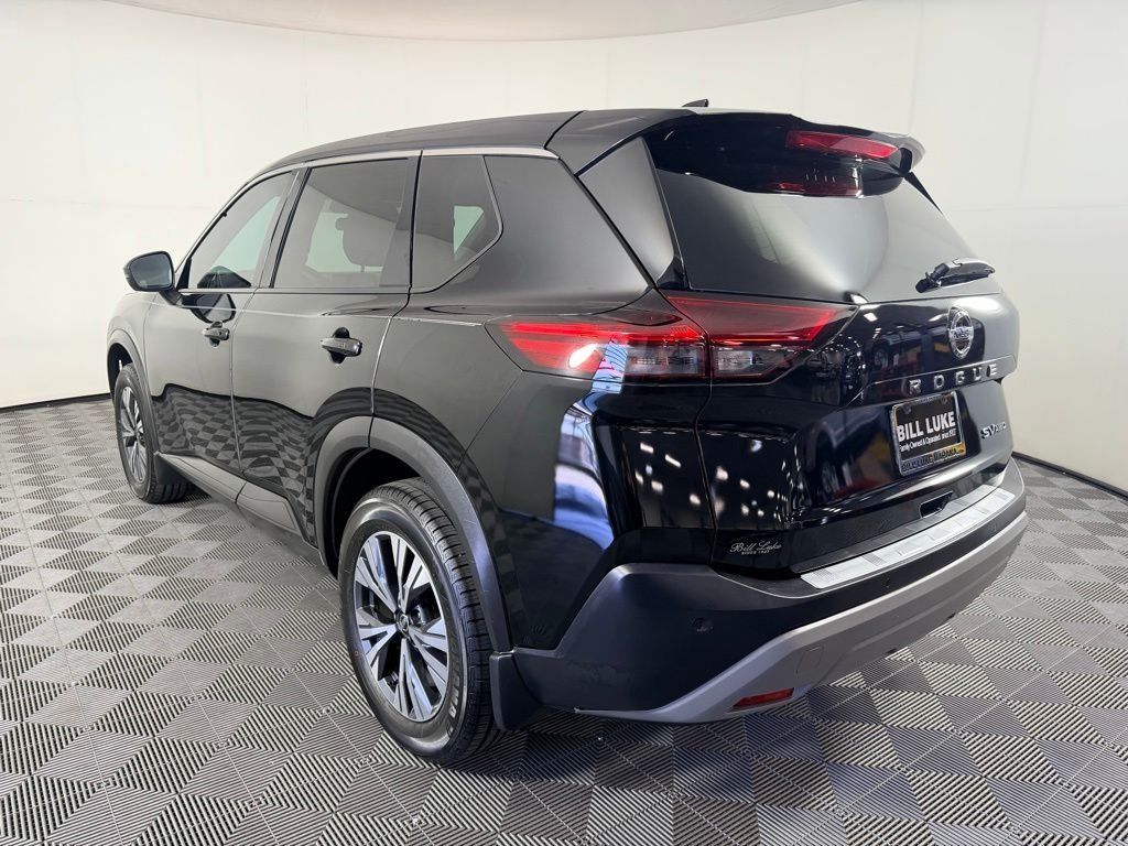 Used 2021 Black Nissan SV image 9