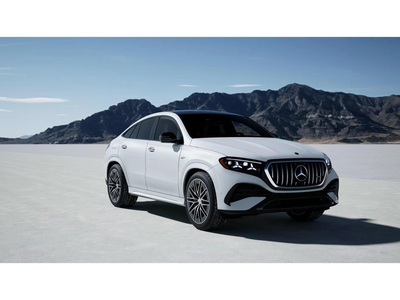 New 2027 MANUFAKTUR Moonlight White Metallic Mercedes-Benz AMG® GLE 53e 4MATIC+ Coupe image 10