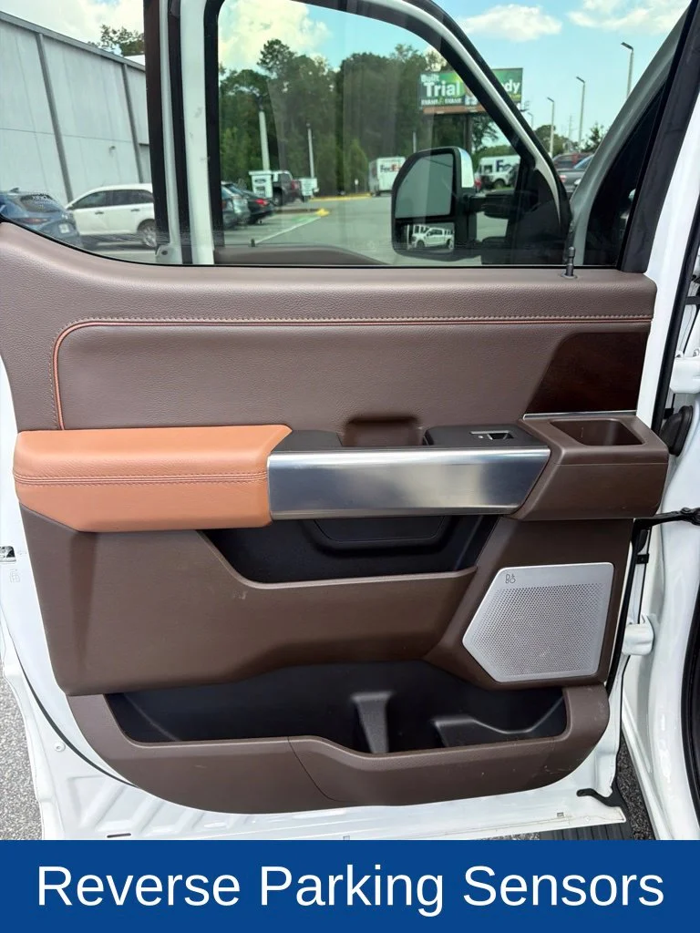 Used 2025 Star White Ford King Ranch image 8