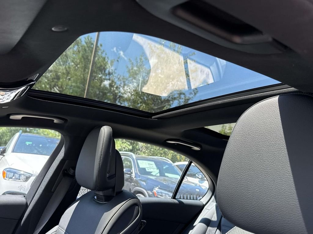Certified Used 2025 Polar White Mercedes-Benz C 300 image 33