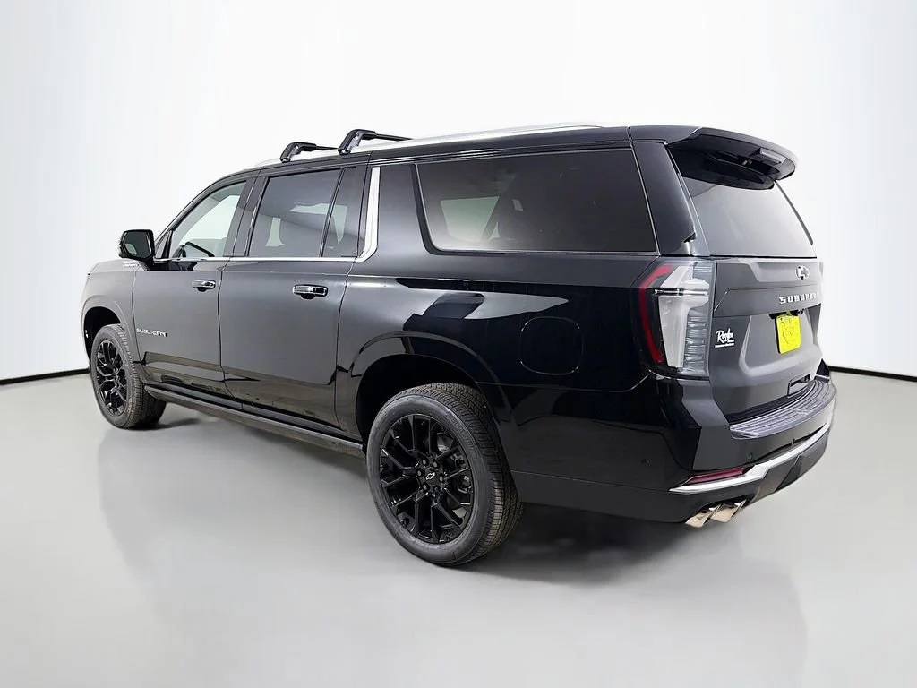 2026 Chevrolet Suburban High Country - Photo 7