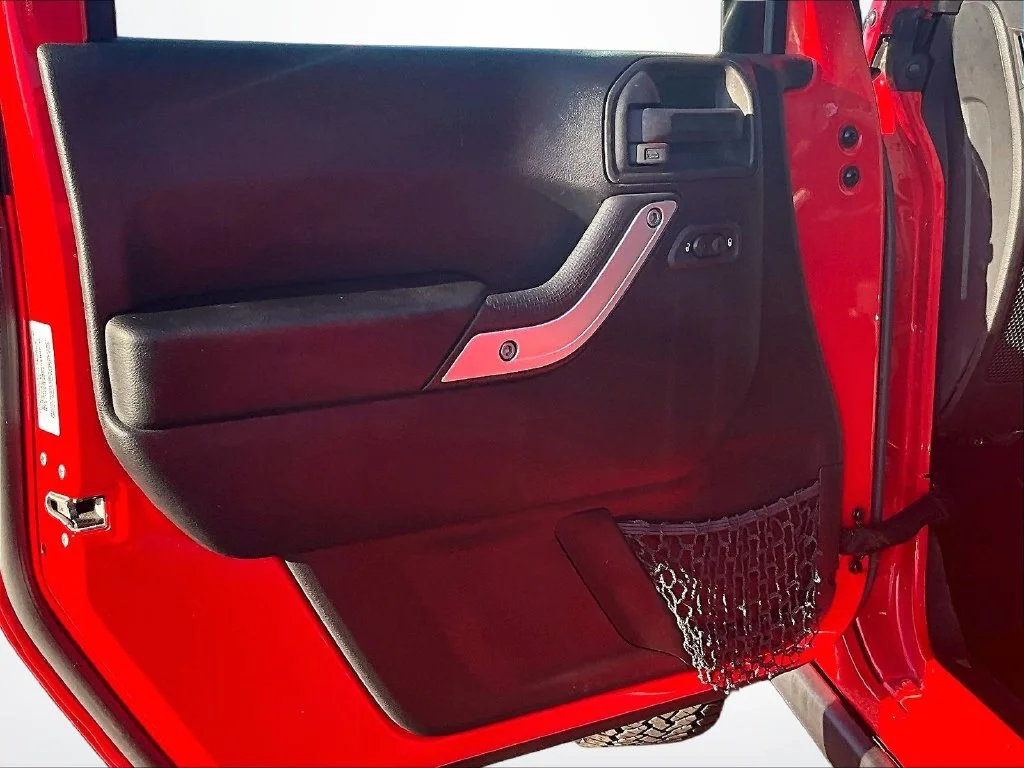 Used 2016 Red Jeep Unlimited Rubicon image 19