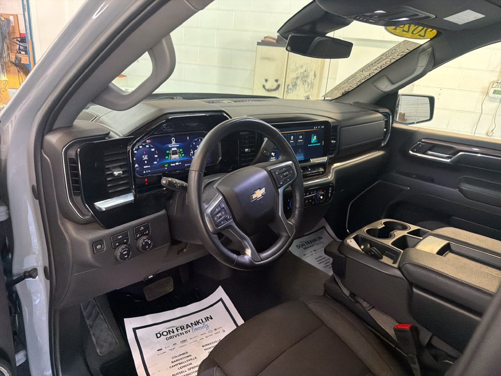 Used 2024 Gray Chevrolet LT image 16