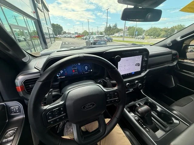Used 2024 White Ford Raptor image 27