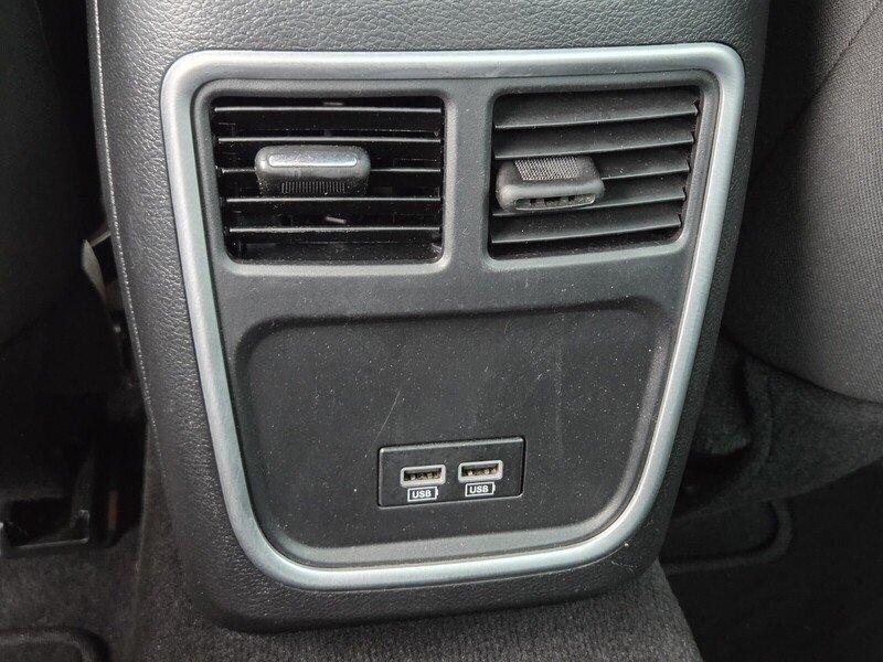 Used 2022 Orange Dodge SXT image 16