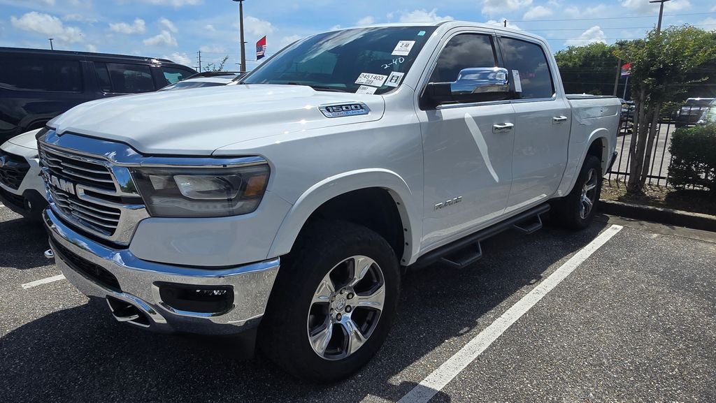 2022 RAM 1500 Laramie 4x4 Crew Cab 5'7's photo