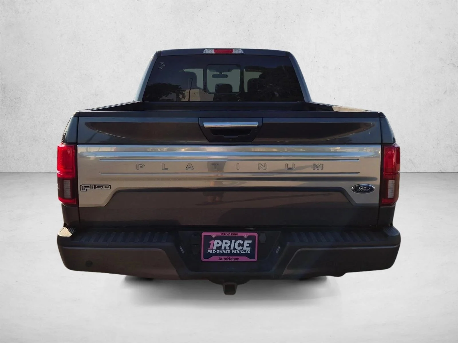 Certified Used 2018 Magnetic Metallic Ford Platinum image 6