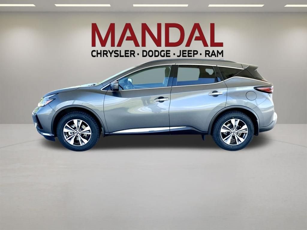 Used 2020 Gray Nissan SV image 9
