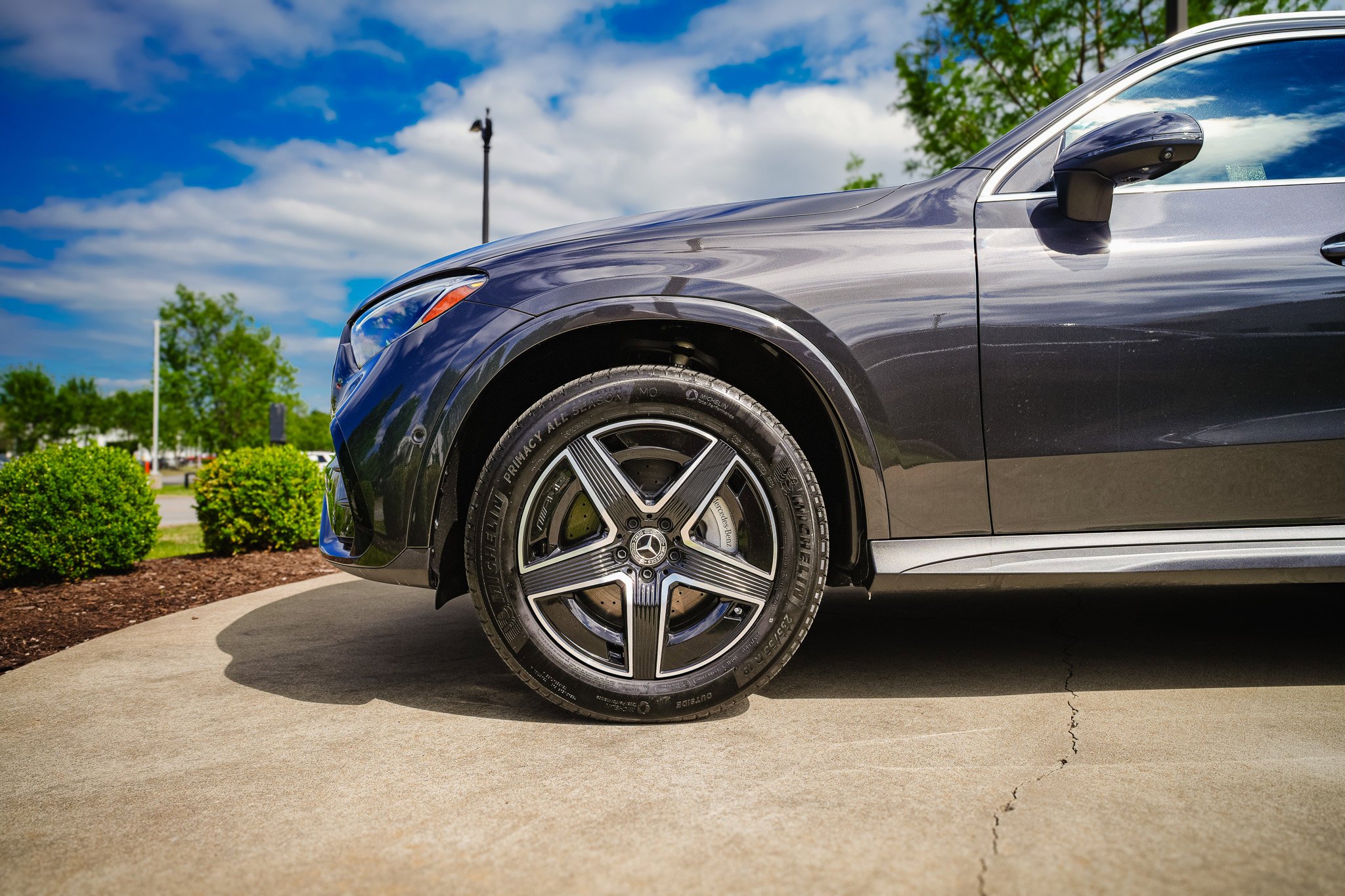Certified Used 2025 Graphite Gray Metallic Mercedes-Benz GLC 300 image 8