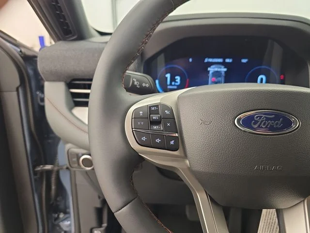 New 2027 Vapor Blue Metallic Ford Active image 37