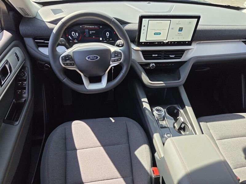 New 2026 Carbonized Gray Metallic Ford Active image 9