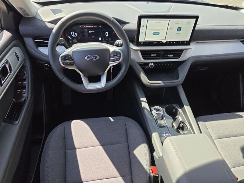 New 2026 Carbonized Gray Metallic Ford Active image 9
