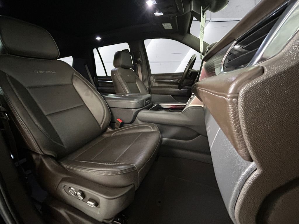Used 2023 Blue GMC Denali image 14