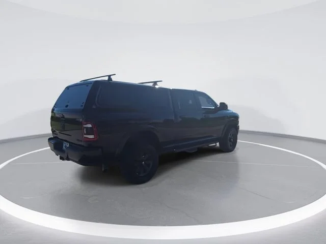 Used 2022 Black Ram Laramie image 8