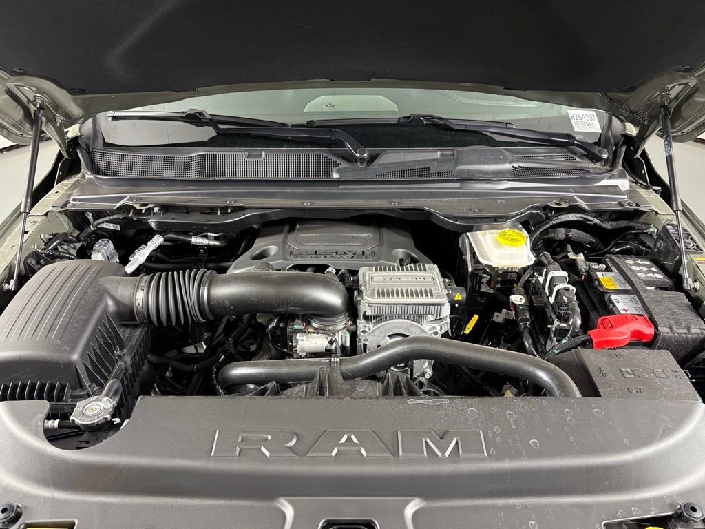 New 2026 Canyon Lake Exterior Paint RAM Laramie image 45